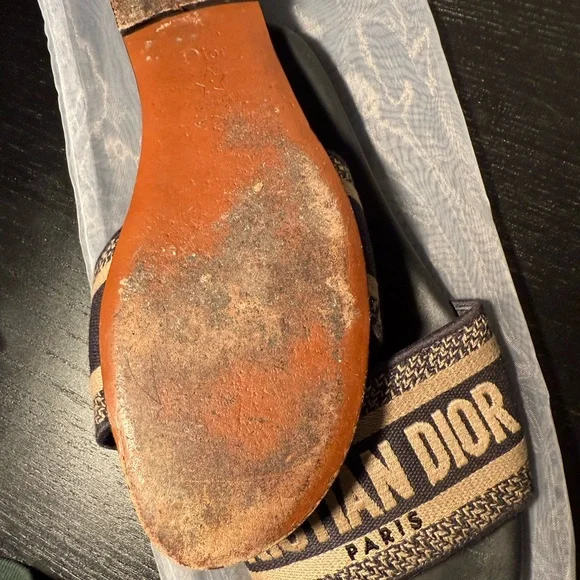 Dior Dway Slide
Deep Blue Embroidered Cotton - Picture 4 of 6